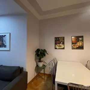 https://catania-street-apartment.sicilyhotelsitaly.net
