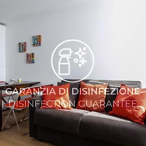 https://italianway-simonetta-5.italymilanhotels.net